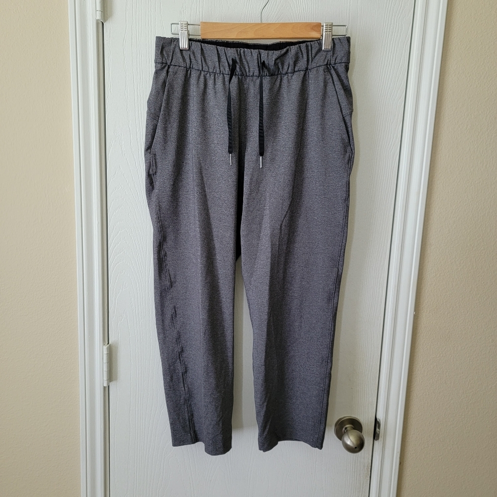 Lululemon On the Fly Crop